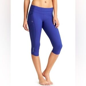 Athleta Dobby Be Free Knicker Capri Leggings Blue Women’s XXS